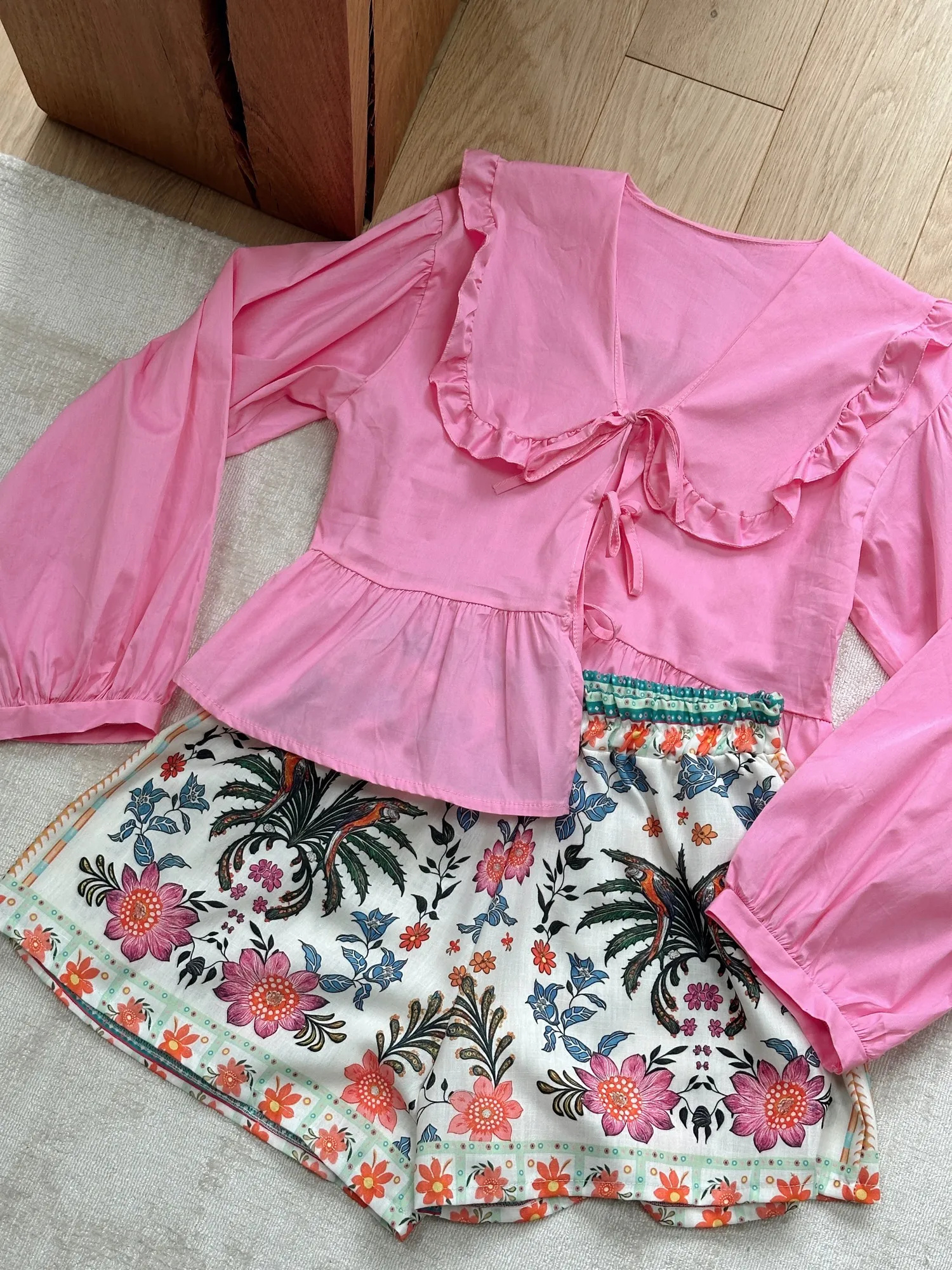 Blouse SARAH Noeuds sur l'avant et col claudine, rose